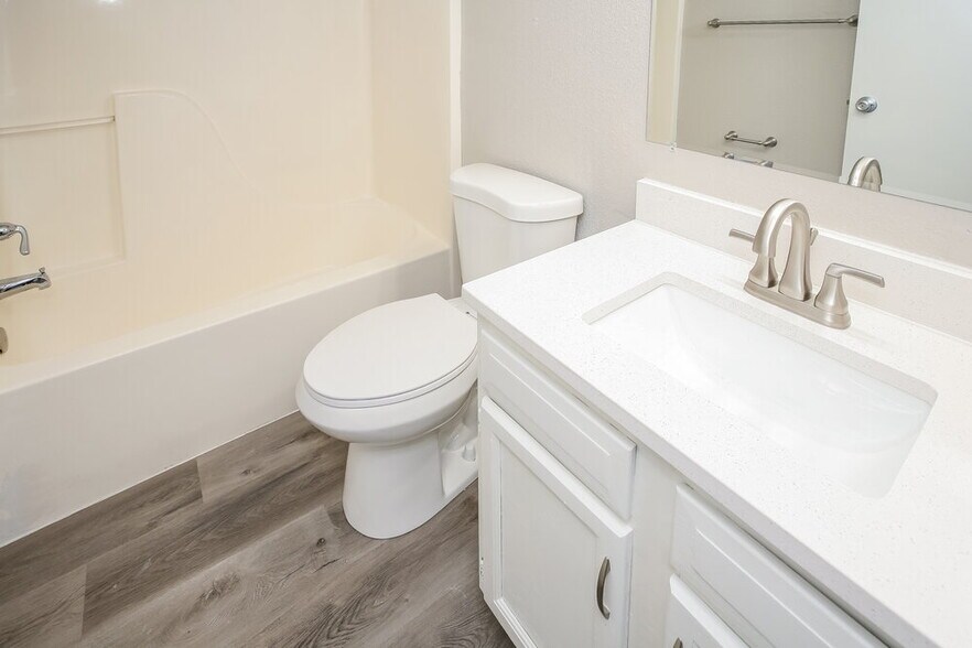 Building Photo - 4349 Village Trace Ct