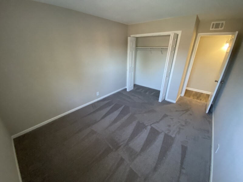 Building Photo - 1005 Hickory Hill Ln