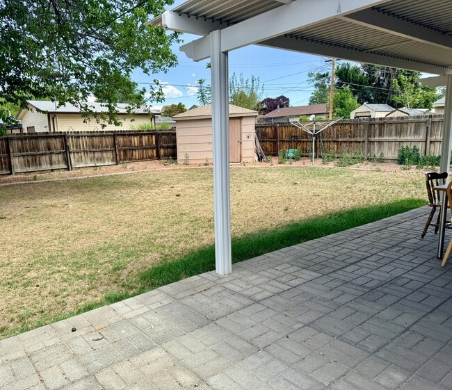 Building Photo - 1208 Hermosa Ave