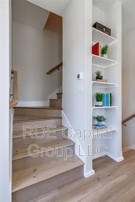 Building Photo - 3308 Birmingham Ave