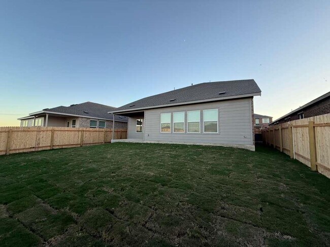 Building Photo - 18022 Lark Sparrow Dr