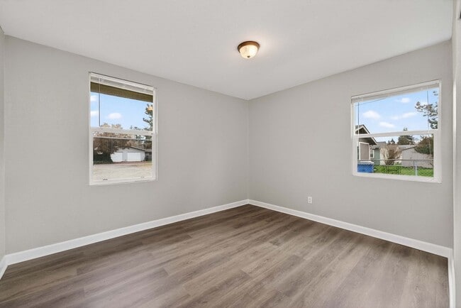 Building Photo - Ryde LLC