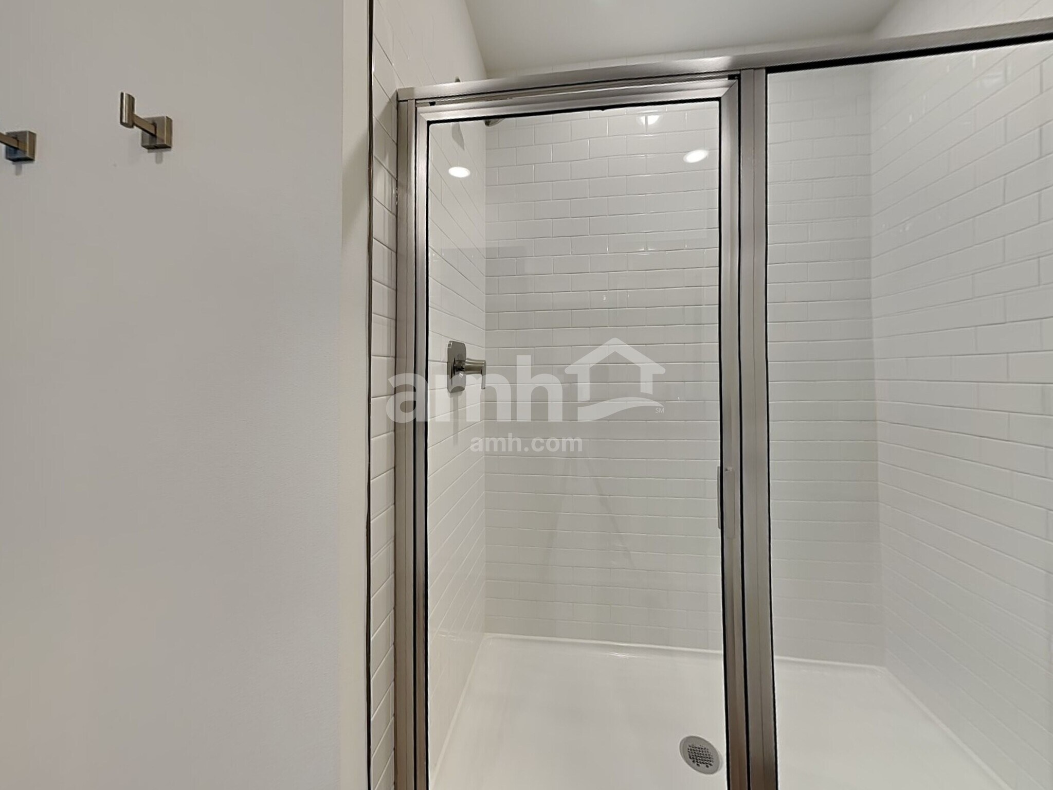 Building Photo - 5003 Washington St SE