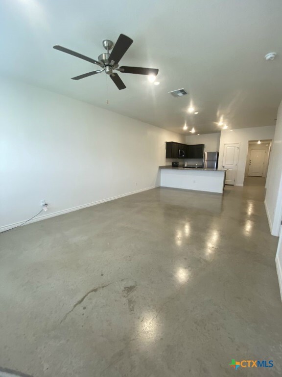 Building Photo - 1214 Lehmann Dr
