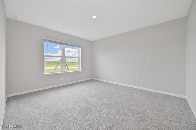Building Photo - 44633 Palm Frond Dr
