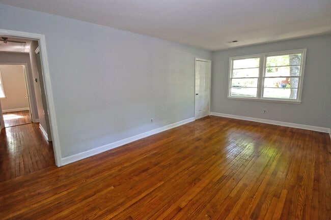 Building Photo - 3151 Truman St