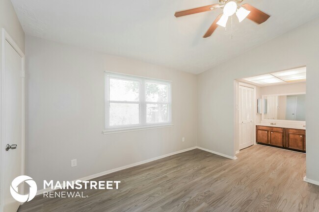 Building Photo - 9902 Towne Brook Ln