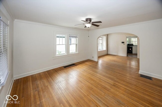 Building Photo - 6144 Winthrop Ave