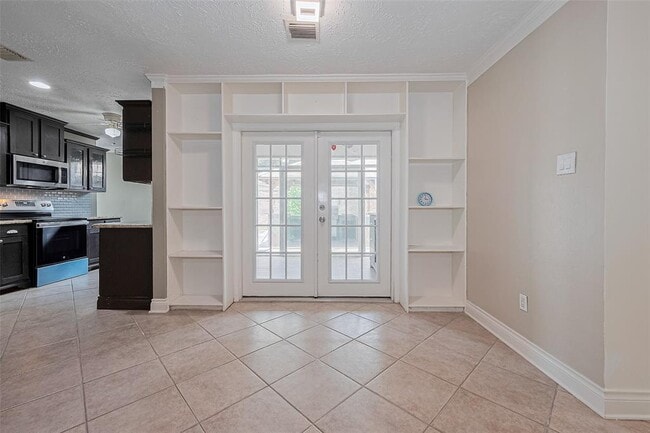 Building Photo - 16006 Glen Mar Dr
