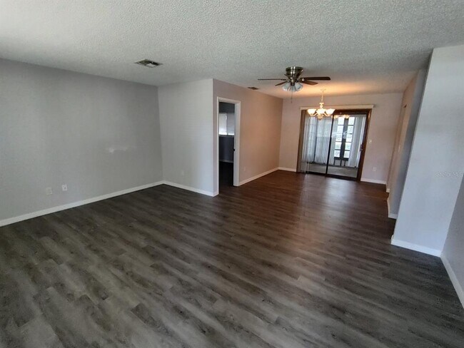 Building Photo - 9180 SW 101st Pl