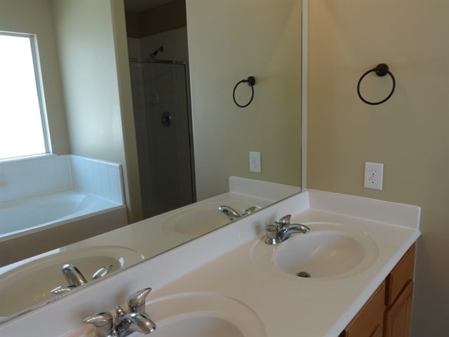 Building Photo - 19339 Otter Trail Ct