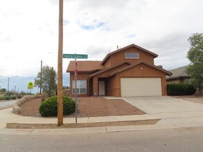 Building Photo - 12860 Tierra Lince Dr