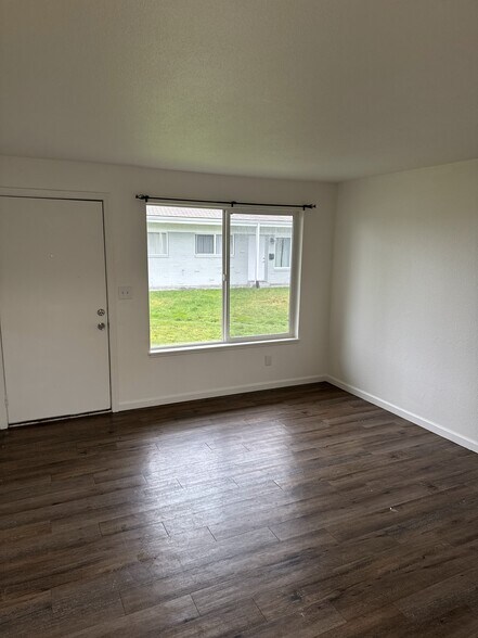 Building Photo - 10901 Addison St SW