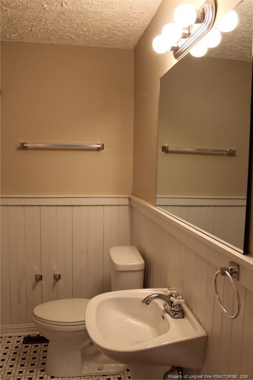 Building Photo - 236 Pinecrest Dr