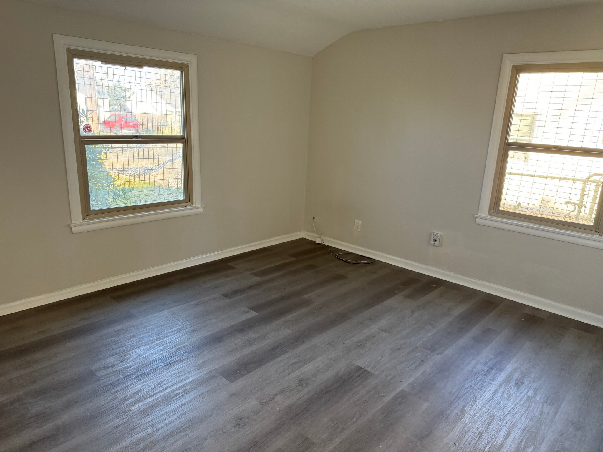 Building Photo - 2840 Belden St