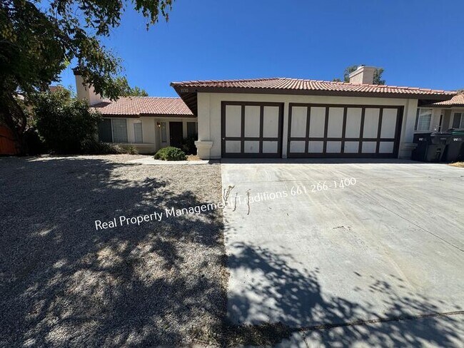 Primary Photo - 50% OFF FIRST MONTH'S RENT!!! GREAT Westsi...