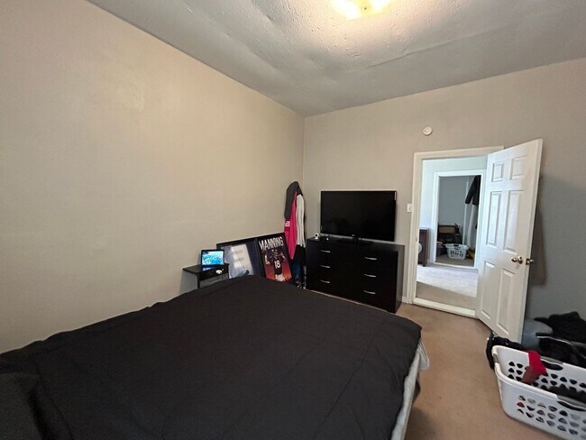 Building Photo - Charming Old Town Fort Collins Home with Yard