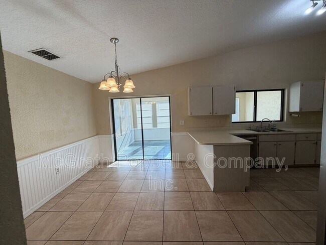 Building Photo - 3319 Duff Rd