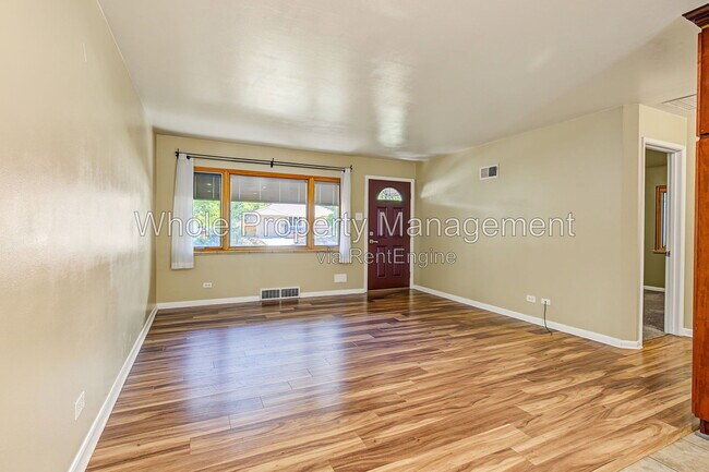 Building Photo - 2727 S Steele St