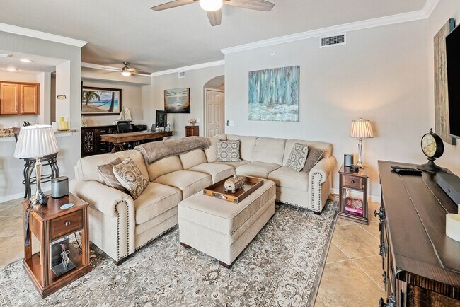 Building Photo - Available for immediate occupancy - 2BR/2BA Furnished Annual Condo available in Treviso Bay with ...