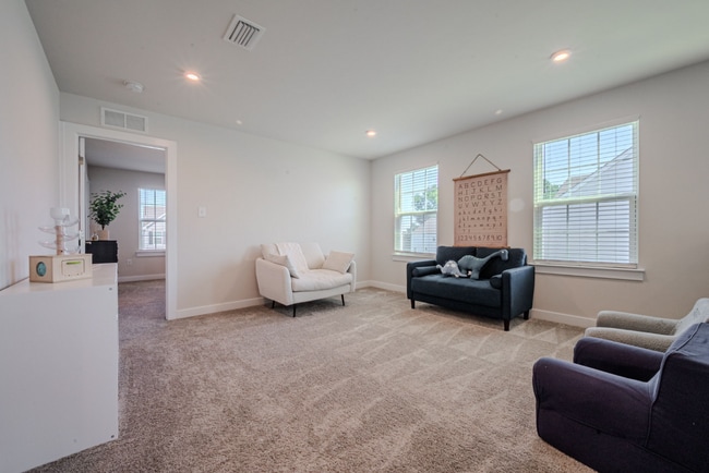 Building Photo - 1018 Applecross Dr