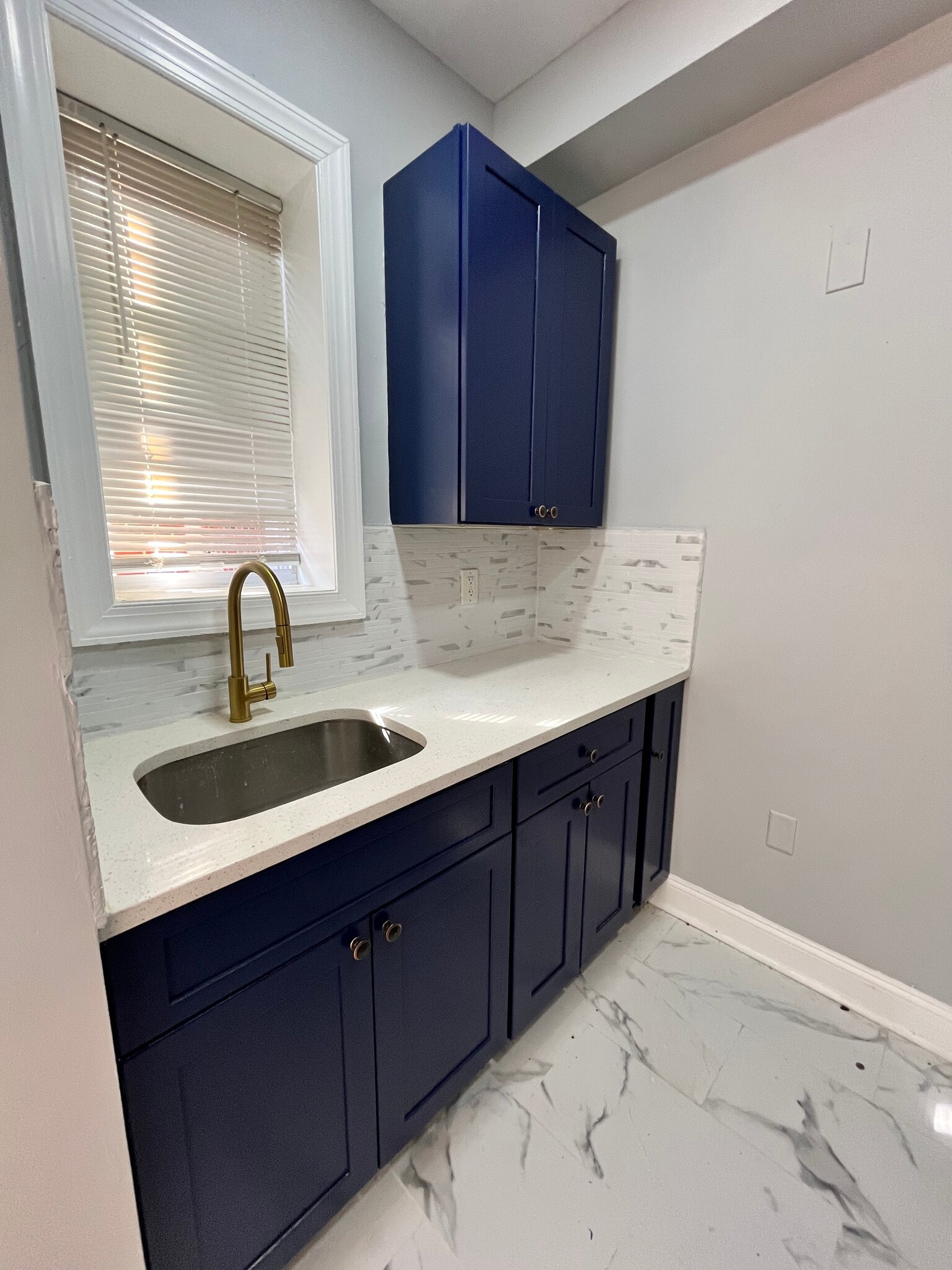 117 Wade St 4J - 124 Wade St