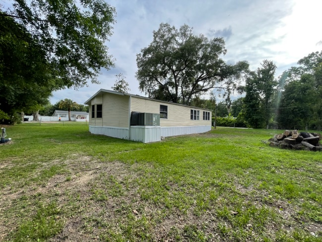 Building Photo - 15731 Trigonia St