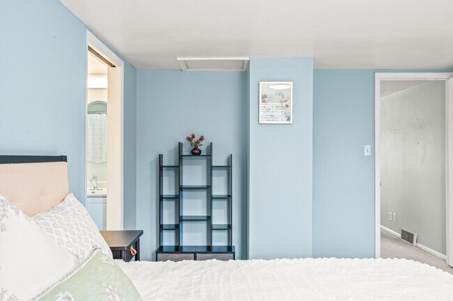 Building Photo - 2637 17th St