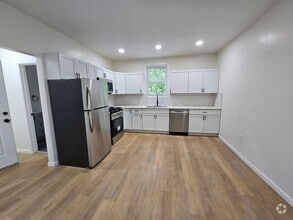 Building Photo - Fully update 1 bedroom 1 bath apartment fo...