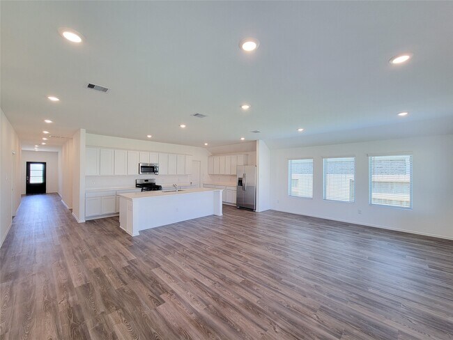 Building Photo - 26622 Castiel Dr