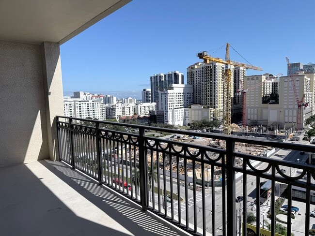 Building Photo - 550 Okeechobee Blvd