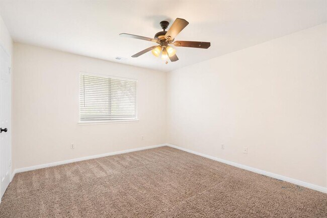 Building Photo - 1345 Becca Teal Pl