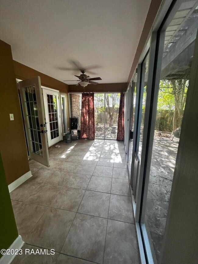 Building Photo - 703 Lexington Pkwy