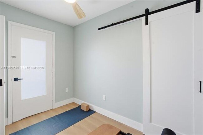 Building Photo - 1100 11th St