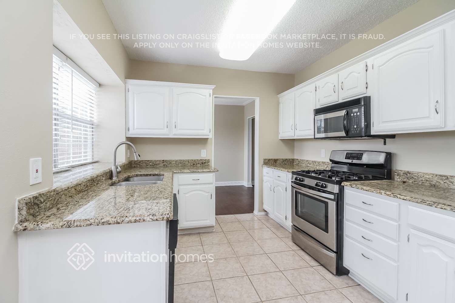 Building Photo - 411 Merritt St