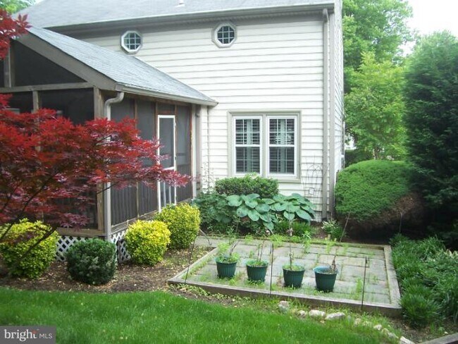 Building Photo - 5606 Light Infantry Dr