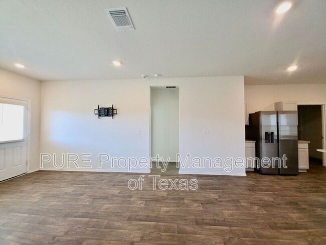 Building Photo - 13525 Open Wagon Trl