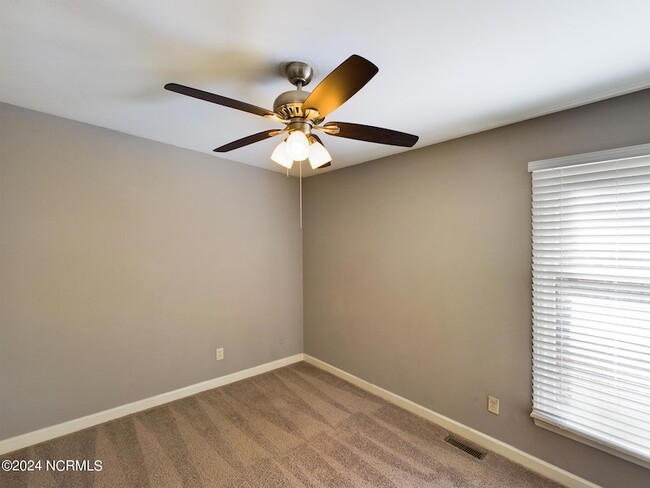 Building Photo - 3520 Casine Ct