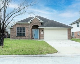 Building Photo - 12914 Pinehall Ln