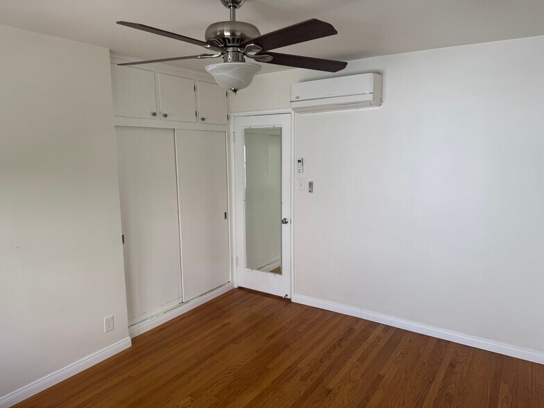 Bedroom has its own AC/heating - 554 E Cypress Ave