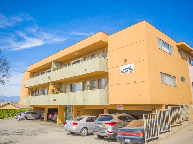 Primary Photo - 1166 S. Crenshaw Blvd