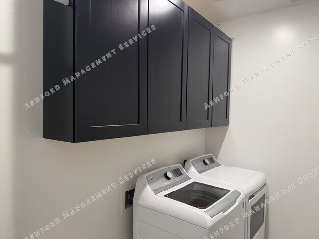 Building Photo - ***MOVE IN SPECIAL***GORGEOUS MARLEY PARK ...