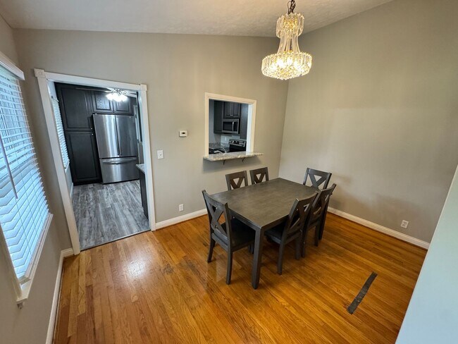 Building Photo - Spacious 4 Bedroom in Fern Creek