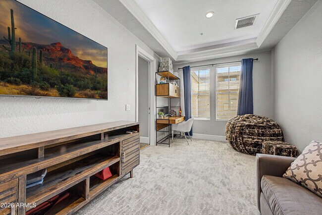 Building Photo - 9250 E Via De Vaquero Dr