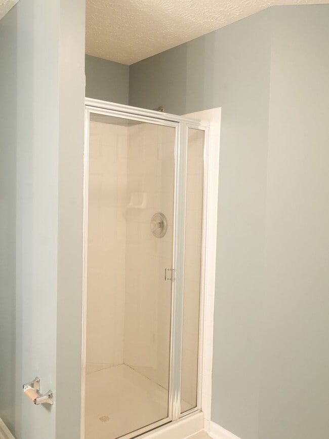Building Photo - Spacious 2 Bedroom Condominium in Owings M...