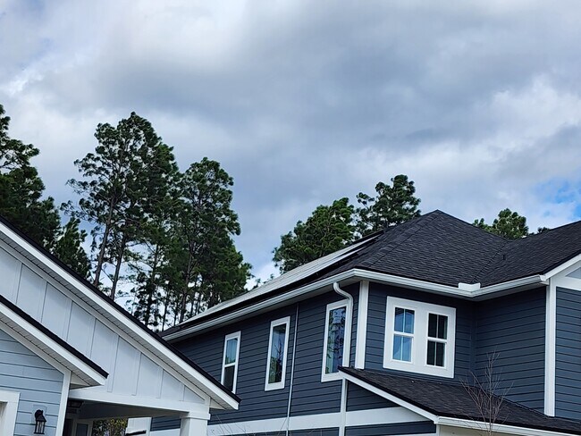 Building Photo - 285 Holly Forest Dr