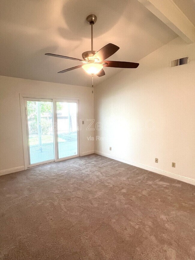 Building Photo - 2125 Northridge Dr