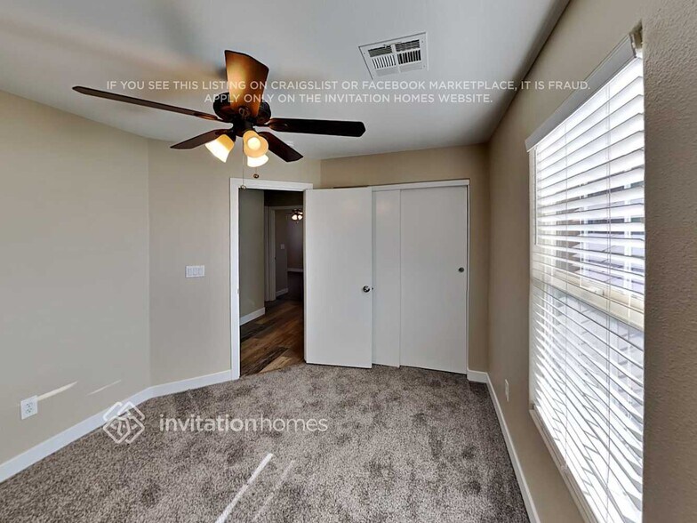 Building Photo - 9105 Doane Ave