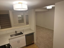 Building Photo - 109 Shy Bear Way NW