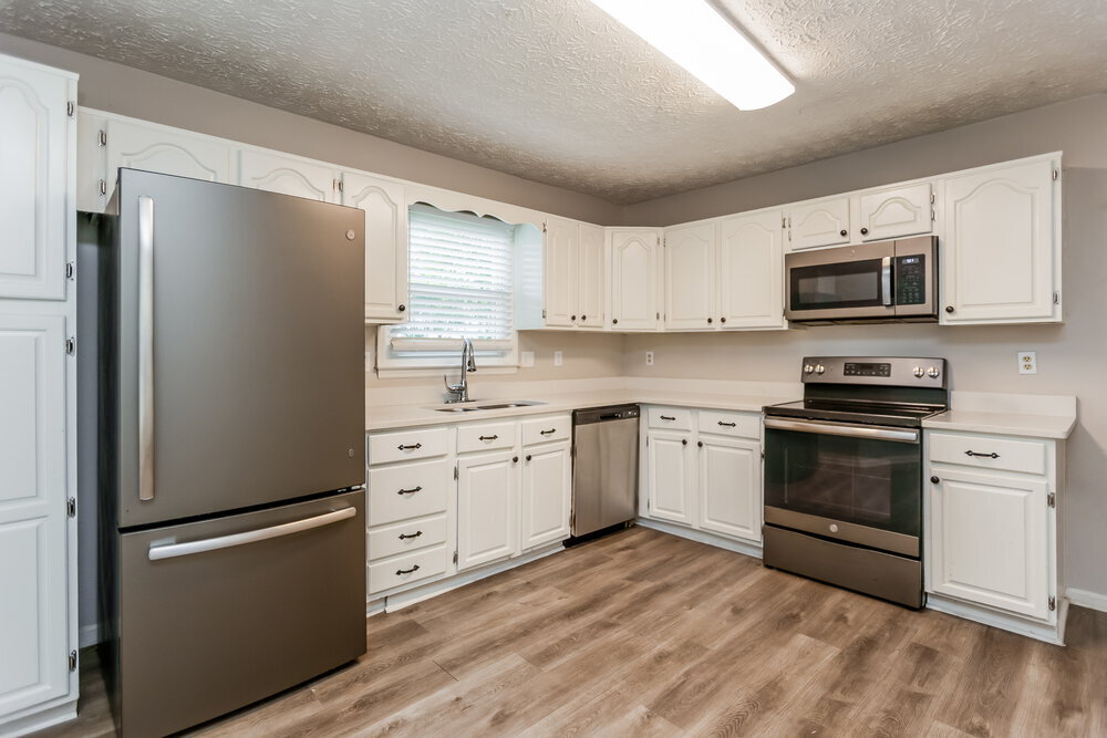 Building Photo - 4805 Shallow Farm Dr NE